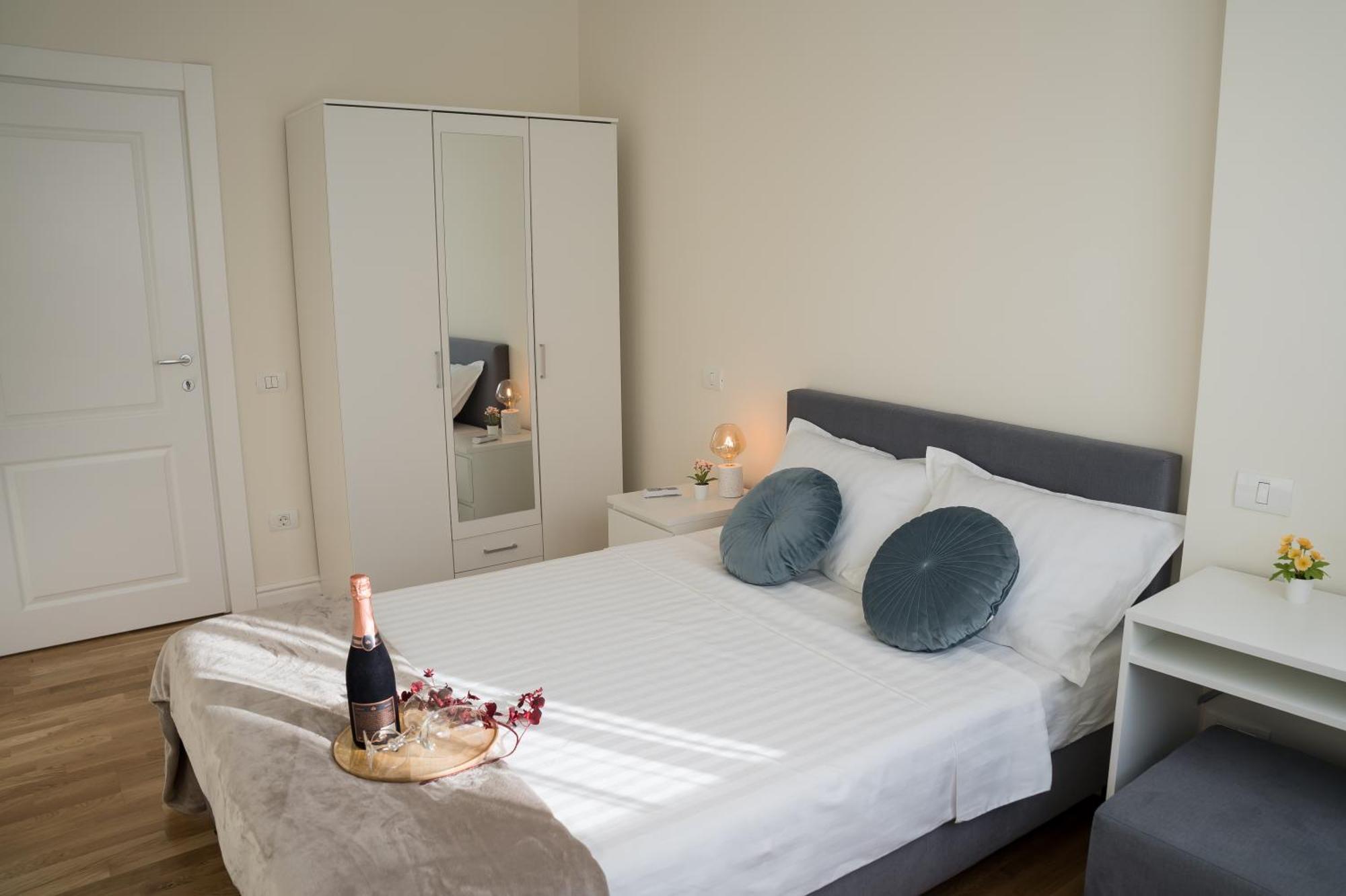 Azaleea Apartments Bucharest Luaran gambar